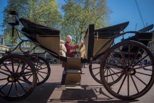 Prince Harry, Meghan pick carriage for wedding procession