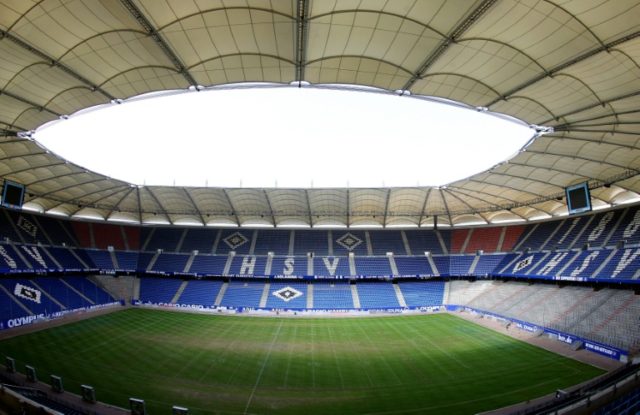 Clock ticks as Hamburg fight to avoid first relegation