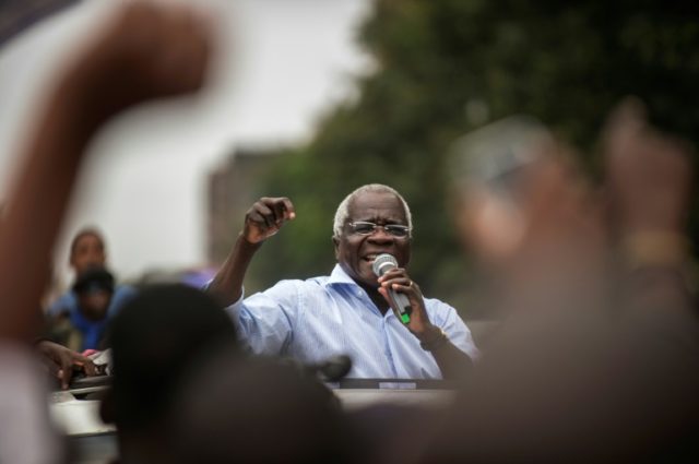 Death of Mozambique rebel leader shakes peace process
