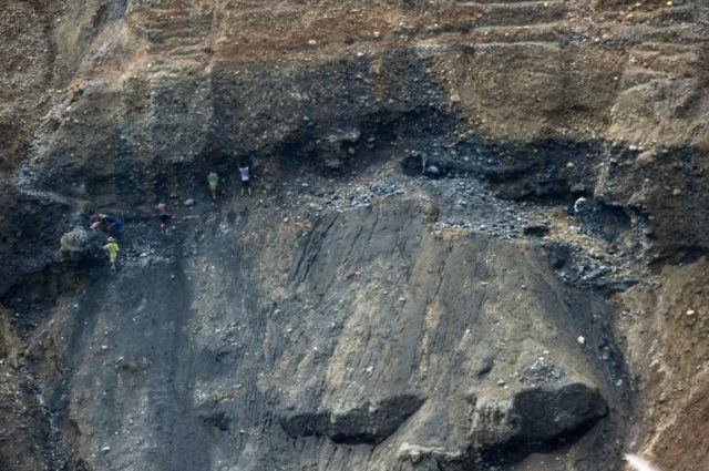 17 dead in Myanmar jade mine landslide