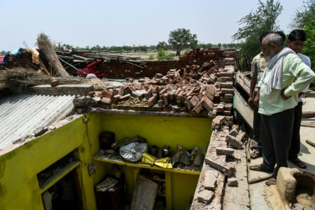 India storm toll of death and devastation rises