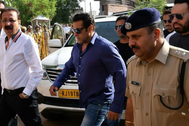 Bollywood's Khan stays out of limelight for jail appeal hearing