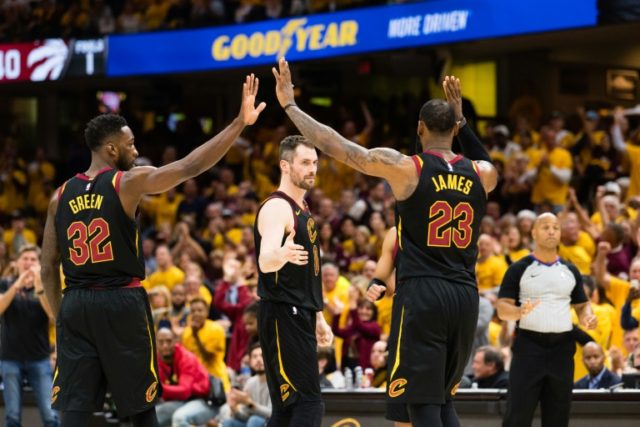 LeBron leads Cavs sweep, Sixers stay alive