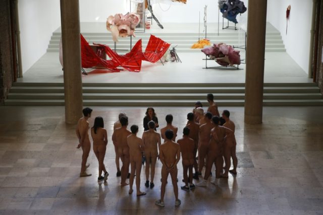 'Day to remember' for art-loving nudists in Paris