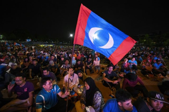 Malaysia's Mahathir wins shock election victory, toppling 61-yr-old regime