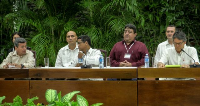 Colombia government and ELN rebels pursue peace talks in Cuba