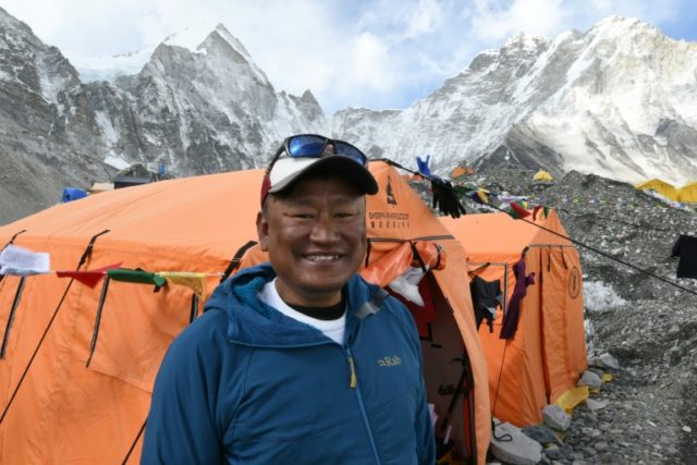 Sherpa shortage takes a toll on Everest