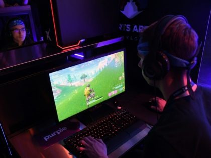 Raging 'Fortnite' eSport game gets $100 mn prize pool