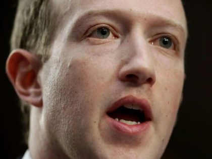 Facebook boss to apologise to European Parliament over data scandal