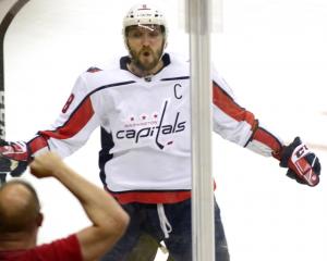 Stanley Cup Playoffs: Ovechkin nets game-winner, Capitals beat Penguins