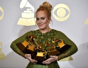 Adele celebrates 30th birthday at 'Titanic'-themed party