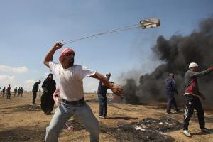 Israel defense minister closes Gaza border crossing after arson
