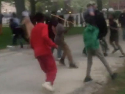 In what is just the latest incident of violence by Somali refugees in the United States, a gang has been caught on video attacking victims in a Lewiston, Maine, park. Read more at http://static.wnd.com/2018/05/see-video-somali-gang-storms-maine-park-beats-victims/#Lc61wy2qffjbFrhF.99