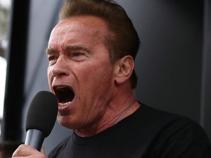 MELBOURNE, AUSTRALIA - MARCH 18: Arnold Schwarzenegger starts the Run for the Kids charity