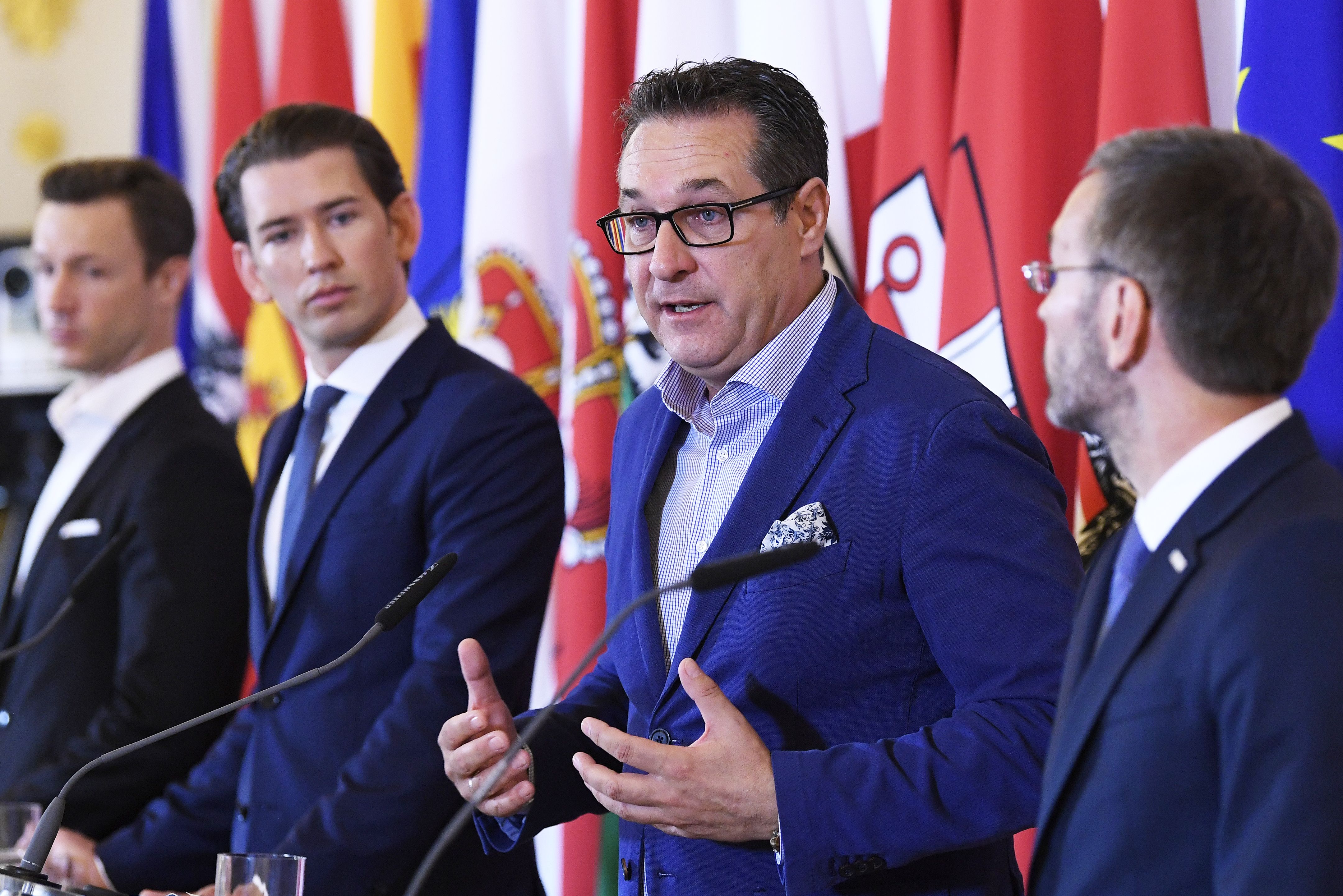 (L-R) Austrian Chief of Staff Gernot Bluemel (ÖVP), Austrian Chancellor Sebastian Kurz (ÖVP), Vice-Chancellor Heinz-Christian Strache (FPÖ) and Interior Minister Herbert Kickl (FPÖ) give a press conference on June 8, 2018 in Vienna, to announce the government could expel up to 60 Turkish-funded imams and their families and shut down seven mosques as part of a crackdown on "political Islam". - In total 150 people risked losing their right to residence, he said at a press conference in Vienna. (Photo by ROBERT JAEGER / APA / AFP) / Austria OUT (Photo credit should read ROBERT JAEGER/AFP/Getty Images)