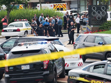 Police respond to a shooting at the offices of the Capital Gazette, a daily newspaper, in Annapolis, Maryland, June 28, 2018. - The local ABC7 news reported "multiple fatalities" quoting police in the historic city located an hour east of Washington. "ATF Baltimore is responding to a shooting incident at …