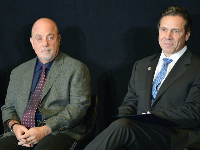 New York Governor Andrew Cuomo (L) and musician Billy Joel attend Madison Square Garden&#0