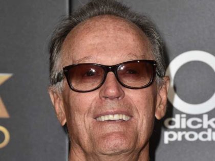 Peter Fonda arrives at the Hollywood Film Awards at the Beverly Hilton Hotel on Sunday, Nov. 1, 2015, in Beverly Hills, Calif.