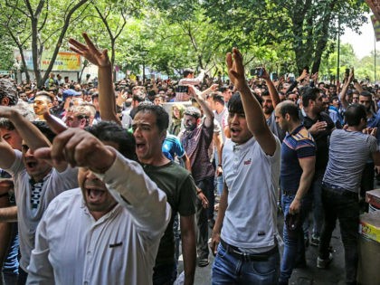 Zumwalt: Iran’s Bazaar Protests Threatens Mullahs’ Power