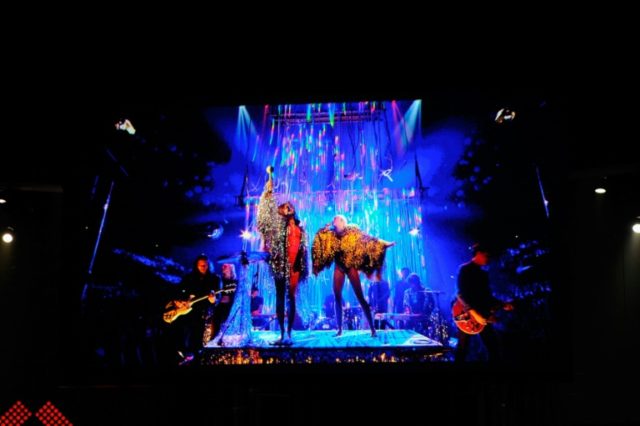 Miley Cyrus has Flaming Lips seeing yellow