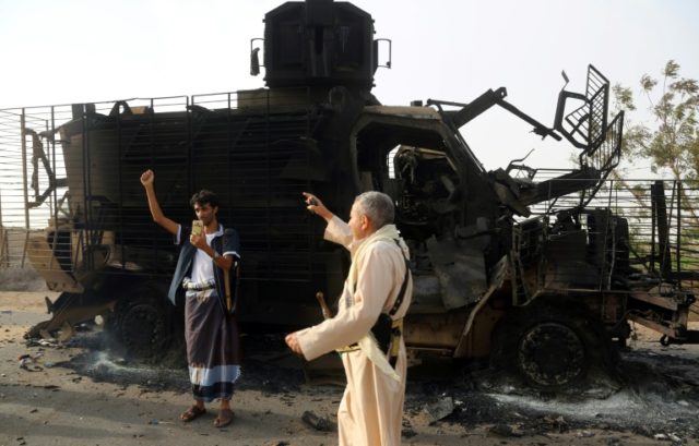 Death toll tops 100 in fight for key Yemen port: medics