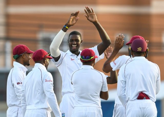Sri Lanka wilt after Dowrich ton leads West Indies to 414