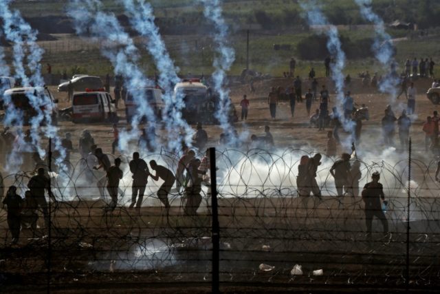 AFP photographer hit as Israel fires on Gaza protesters