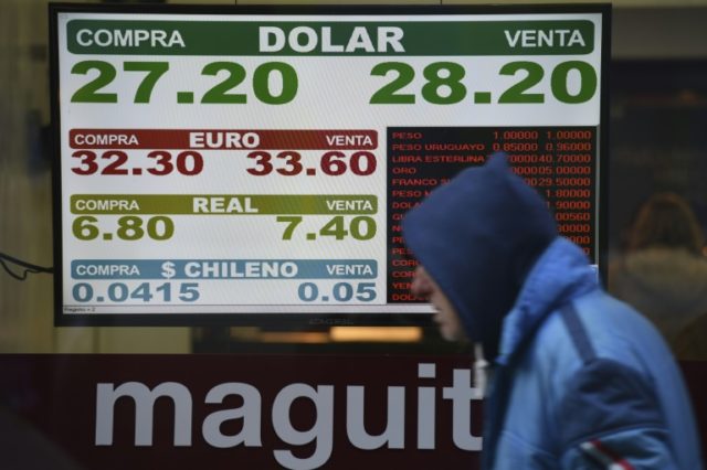 Argentina seeks to reassure markets after peso crisis