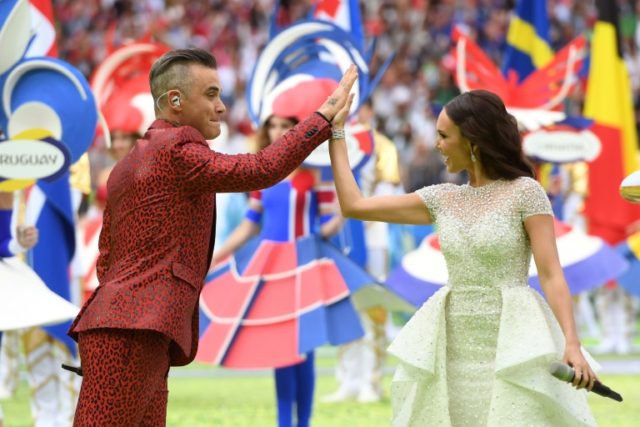 US network apologizes for Robbie Williams World Cup gesture