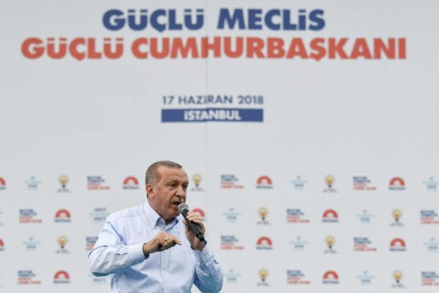 Erdogan in major Istanbul rally ahead of Turkey vote