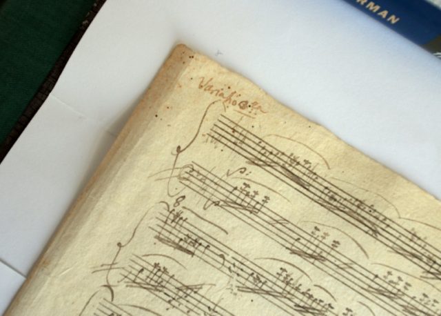 Mozart manuscript fails to sell at Paris auction