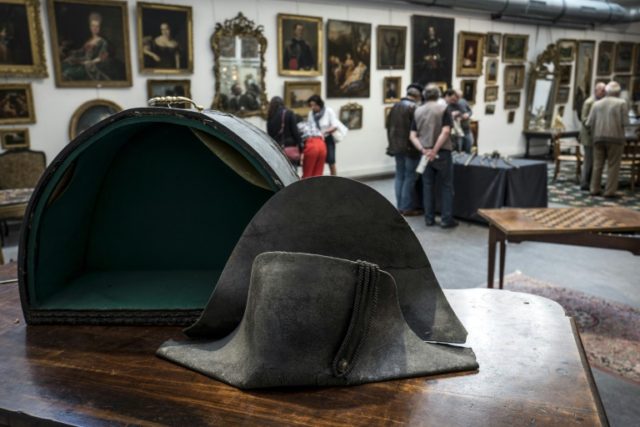 Napoleon fever confirmed as hat sells for 350,000 euros