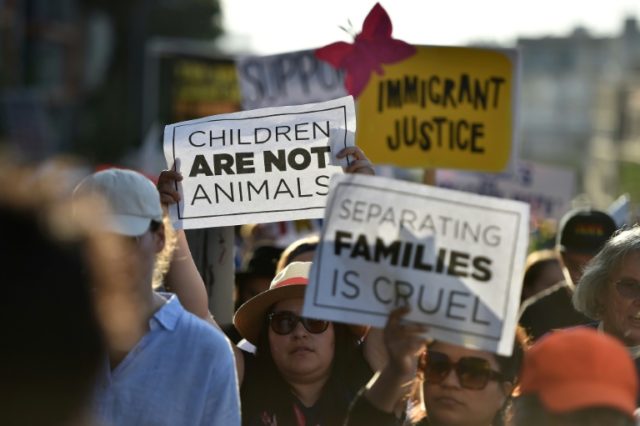 US states sue Washington over immigrant separation