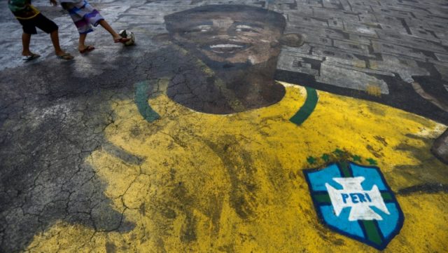 Favela fans celebrate Gabriel Jesus in Brazil hometown