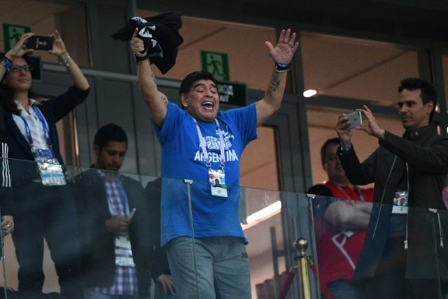 Maradona calls for meeting with Argentina players