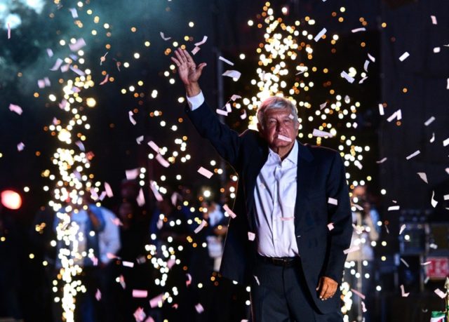 Mexican leftist closes in on presidency with anti-graft message