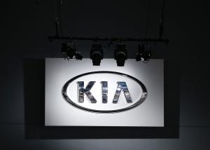 Kia to recall 500,000 vehicles over air bag flaw linked to federal investigation