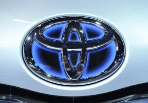 Toyota to invest $1B in Asian ride-sharing company Grab