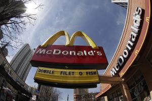 McDonald's ditches plastic straws in Britain; U.S. locations to follow