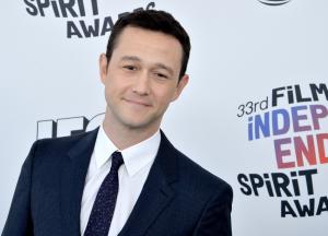 '10 Things I Hate About You': Joseph Gordon-Levitt posts throwback photo with co