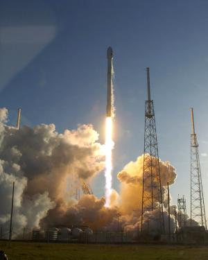 SpaceX launches resupply mission to Int'l Space Station