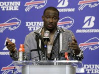 AP Adrian Kraus LeSean McCoy