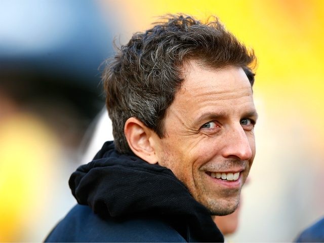 Seth Myers hangs out before the start of the game between the Pittsburgh Steelers and Cinc