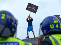 Tommy Robinson Sign Tommy Robinson