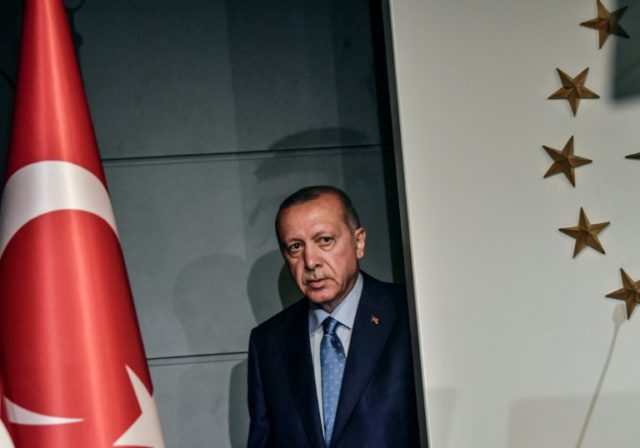 Erdogan to be sworn in Monday with new powers