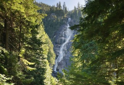 Daring Canadian trio is mourned online after deaths at falls