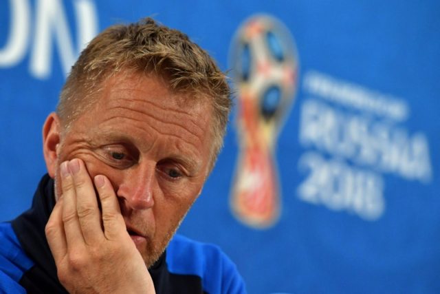 Iceland's World Cup coach Hallgrimsson steps down