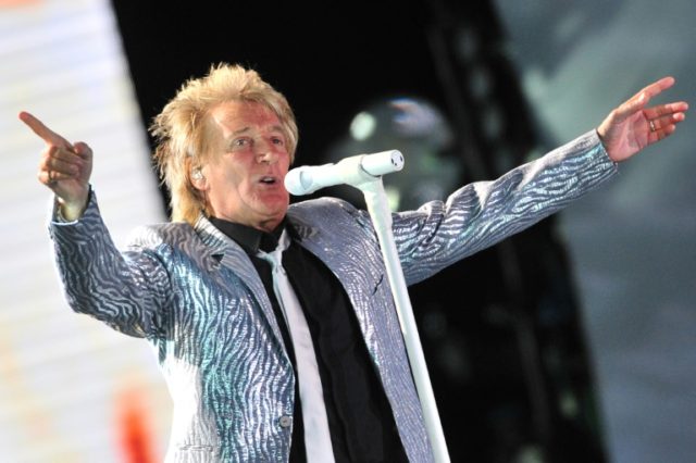 Rod Stewart sings of regrets as father on new song