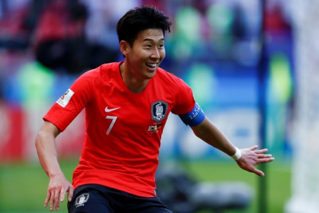 South Korea star Son signs new Spurs deal