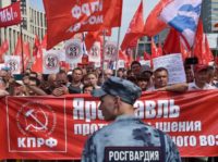 Demonstrators in Moscow chanted "Pension-off Putin!" and carried banners with slogans including "We want to live on our pensions and not die at work" Thousands of Russians protest against pension age hike